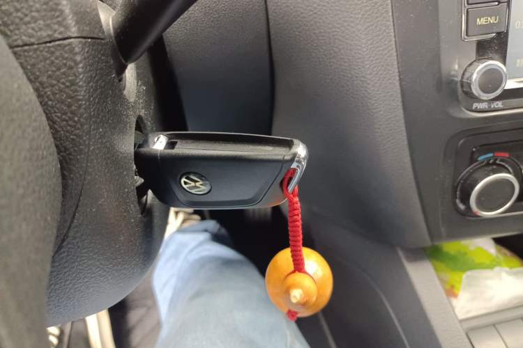 Used Volkswagen Sagitar 2012 1.4TSI Automatic Fashion Edition Vehicle Key