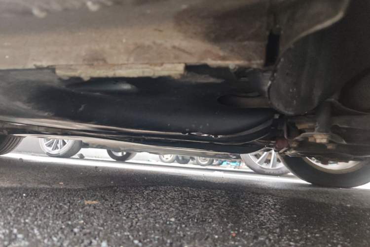 Used Volkswagen Sagitar 2012 1.6L Manual Comfort Model Chassis Front Right