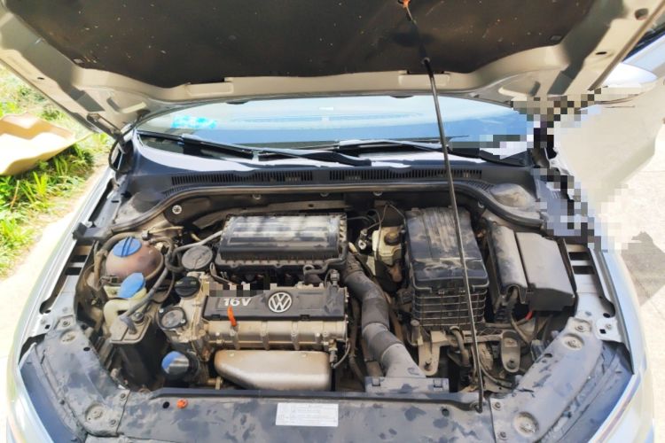 Used Volkswagen Sagitar 2012 1.6L Automatic Comfort Edition Engine Bay