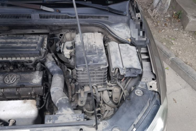 Used Volkswagen Sagitar 2012 1.6L Automatic Comfort Edition Engine Bay Left