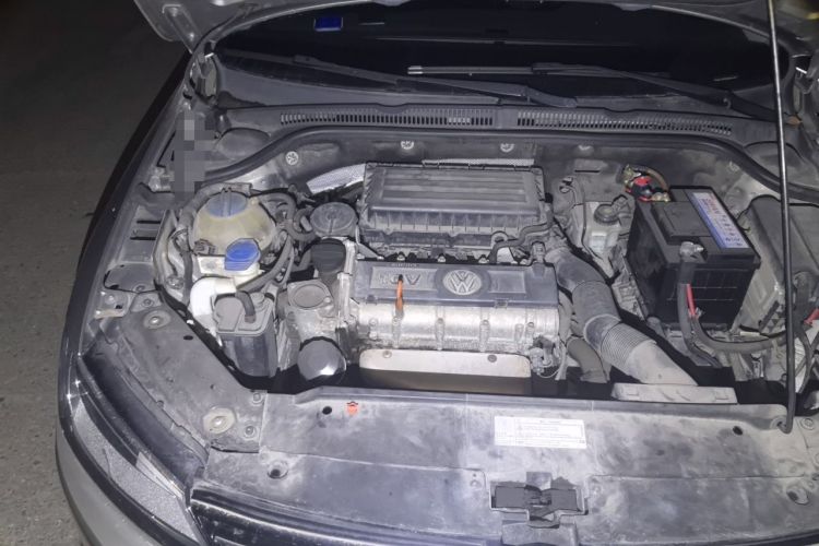 Used Volkswagen Sagitar 2012 1.6L Manual Comfort Model Engine Bay Right