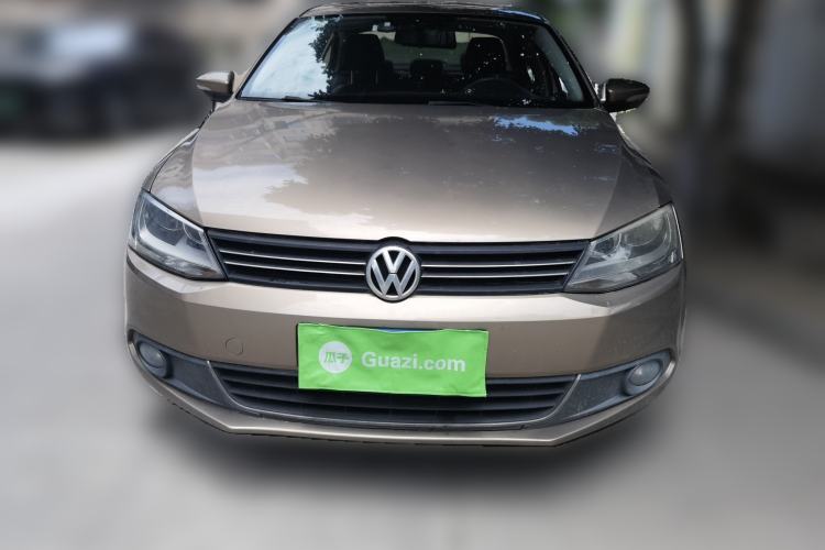 Used Volkswagen Sagitar 2012 1.6L Automatic Comfort Edition Front