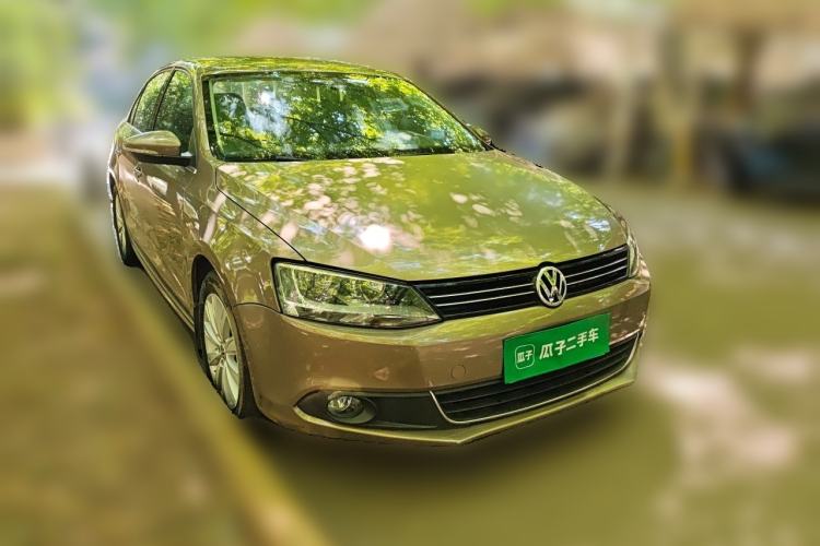 Used Volkswagen Sagitar 2012 1.6L Automatic Comfort Edition Front Right 45 Deg