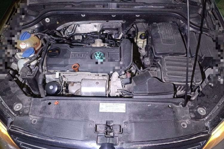Used Volkswagen Sagitar 2012 1.4TSI Automatic Fashion Edition Engine Bay