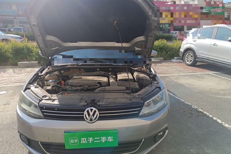 Used Volkswagen Sagitar 2012 1.8TSI Automatic Flagship Edition Engine Bay Left