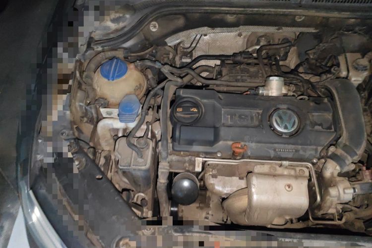 Used Volkswagen Sagitar 2012 1.4TSI Automatic Flagship Edition Engine Bay Right
