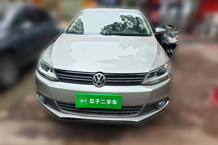 Used Volkswagen Sagitar 2012 1.6L Automatic Comfort Edition Front