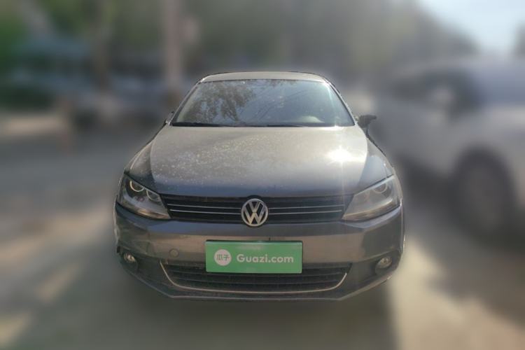 Used Volkswagen Sagitar 2012 1.6L Manual Comfort Model Front
