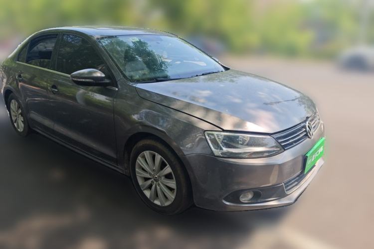 Used Volkswagen Sagitar 2012 1.6L Manual Comfort Model Front Right 45 Deg
