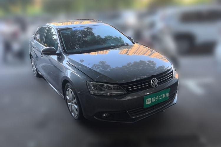 Used Volkswagen Sagitar 2012 1.4TSI Automatic Luxury Edition Front Right 45 Deg