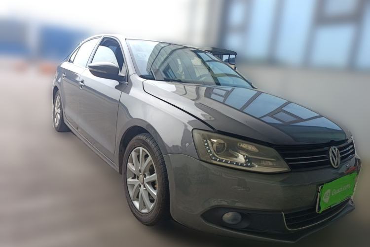 Used Volkswagen Sagitar 2012 1.4TSI Automatic Luxury Edition Front Right 45 Deg