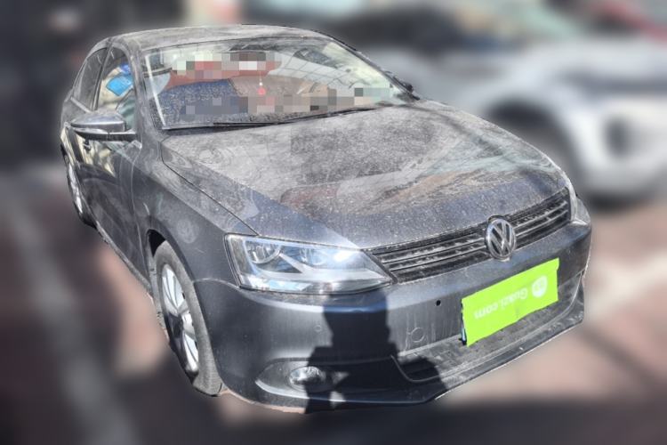 Used Volkswagen Sagitar 2012 1.4TSI Automatic Luxury Edition Front Right 45 Deg