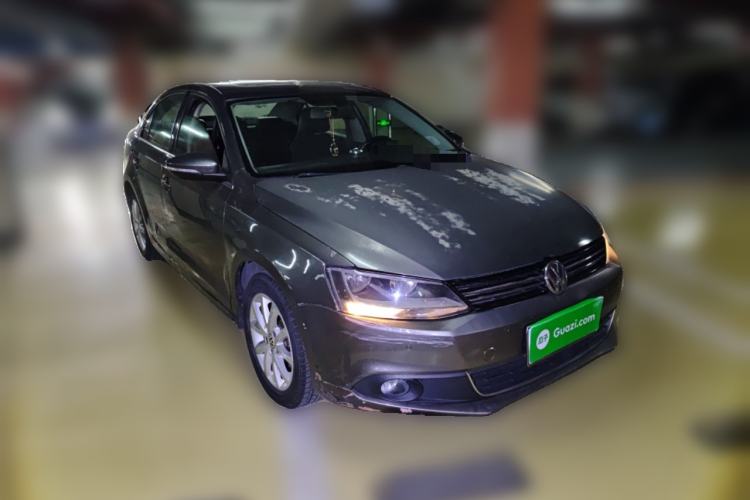 Used Volkswagen Sagitar 2012 1.4TSI Automatic Luxury Edition Front Right 45 Deg