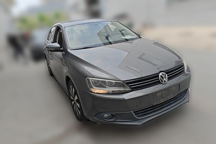 Used Volkswagen Sagitar 2012 1.8TSI Automatic Flagship Edition Front Right 45 Deg