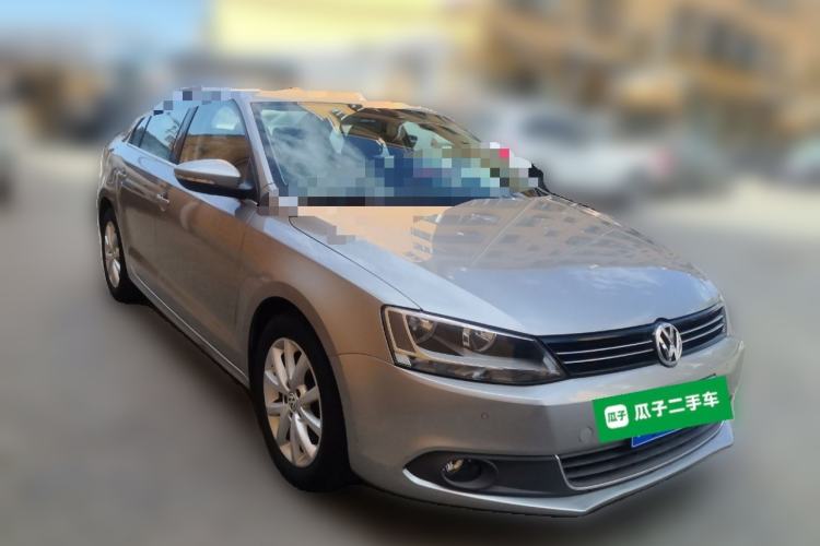 Used Volkswagen Sagitar 2012 1.4TSI Automatic Luxury Edition Front Right 45 Deg