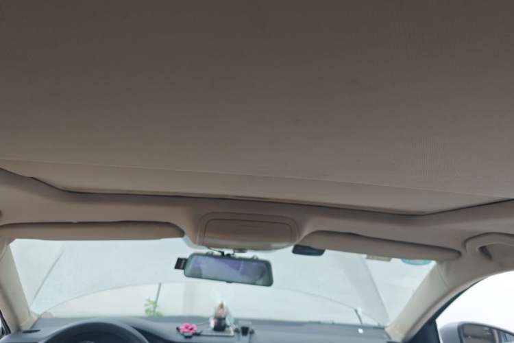 Used Volkswagen Sagitar 2012 1.4TSI Automatic Luxury Edition Headliner