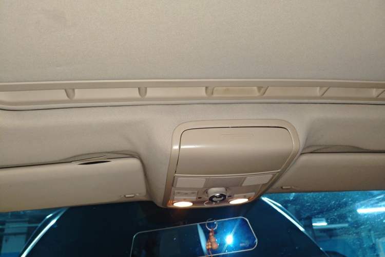 Used Volkswagen Sagitar 2012 1.6L Automatic Comfort Edition Headliner