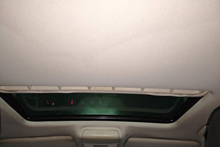Used Volkswagen Sagitar 2012 1.6L Automatic Comfort Edition Headliner