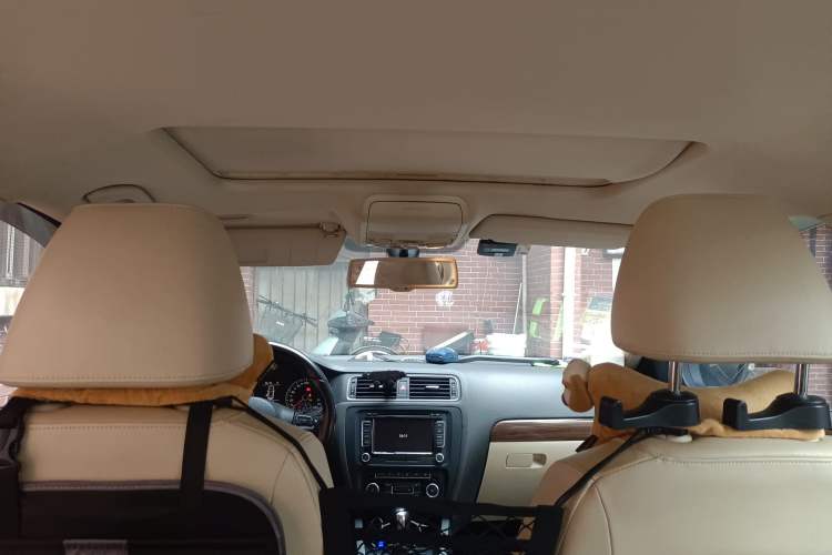 Used Volkswagen Sagitar 2012 1.8TSI Automatic Flagship Edition Headliner