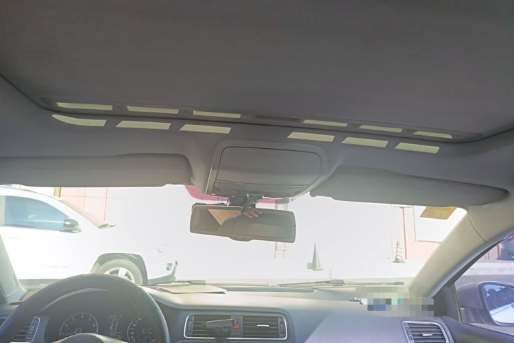 Used Volkswagen Sagitar 2012 1.8TSI Automatic Flagship Edition Headliner