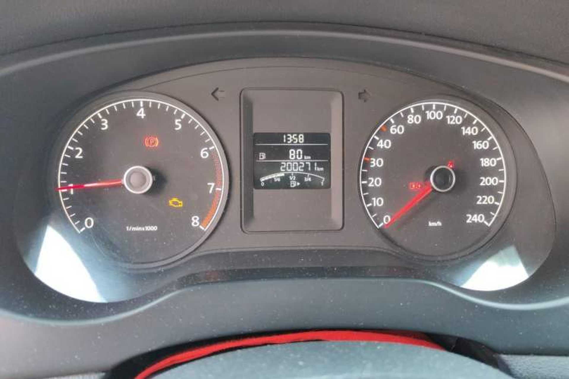 Used Volkswagen Sagitar 2012 1.6L Manual Comfort Model Instrument Cluster
