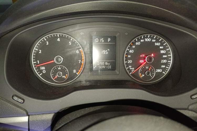 Used Volkswagen Sagitar 2012 1.4TSI Automatic Fashion Edition Instrument Cluster