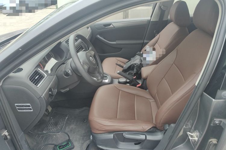 Used Volkswagen Sagitar 2012 1.4TSI Automatic Fashion Edition Left Front Seat