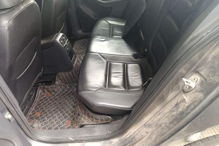 Used Volkswagen Sagitar 2012 1.4TSI Automatic Luxury Edition Left Rear Seat