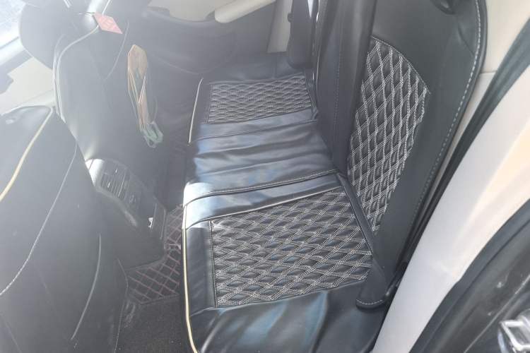 Used Volkswagen Sagitar 2012 1.4TSI Automatic Luxury Edition Left Rear Seat