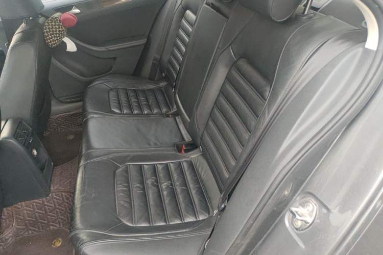 Used Volkswagen Sagitar 2012 1.4TSI Automatic Flagship Edition Left Rear Seat