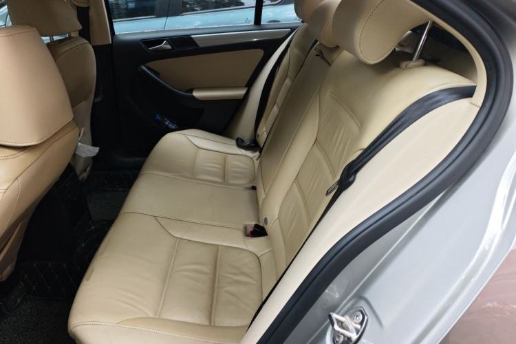 Used Volkswagen Sagitar 2012 1.6L Automatic Comfort Edition Left Rear Seat