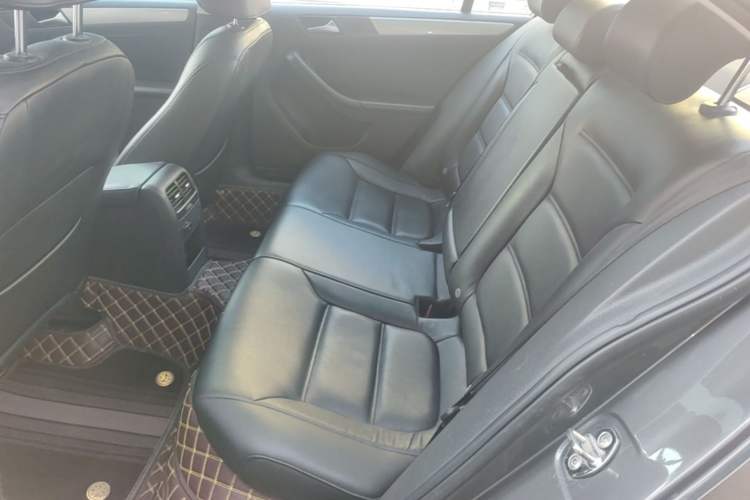 Used Volkswagen Sagitar 2012 1.4TSI Manual Luxury Model Left Rear Seat