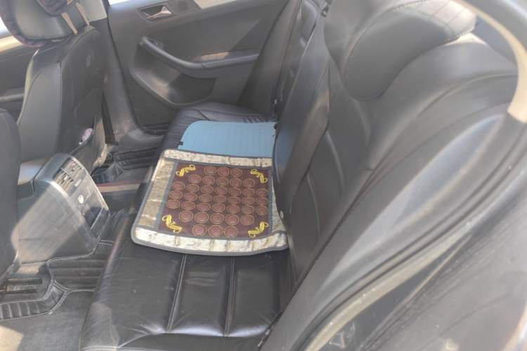 Used Volkswagen Sagitar 2012 1.6L Manual Comfort Model Left Rear Seat