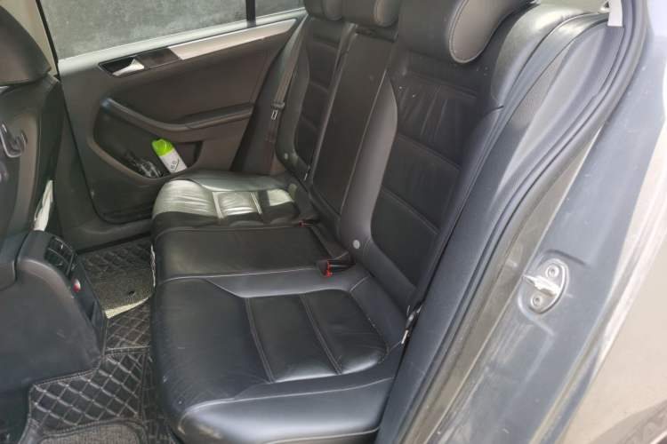 Used Volkswagen Sagitar 2012 1.4TSI Manual Luxury Model Left Rear Seat