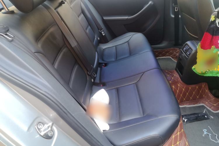 Used Volkswagen Sagitar 2012 1.4TSI Automatic Luxury Edition Left Rear Seat