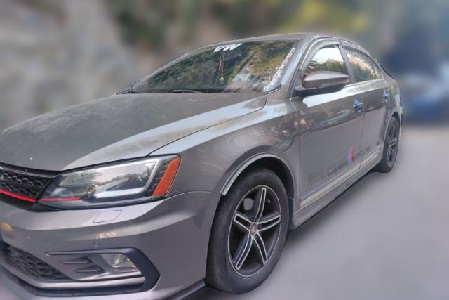 Volkswagen Sagitar 2012 1.4TSI Automatic Luxury Edition usado
