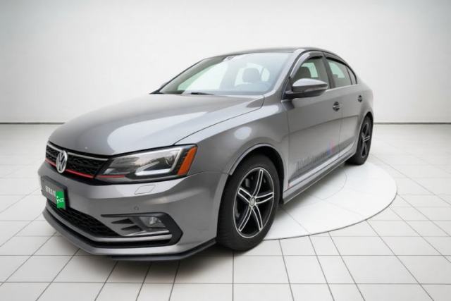 Used Volkswagen Sagitar 2012 1.4TSI Automatic Luxury Edition