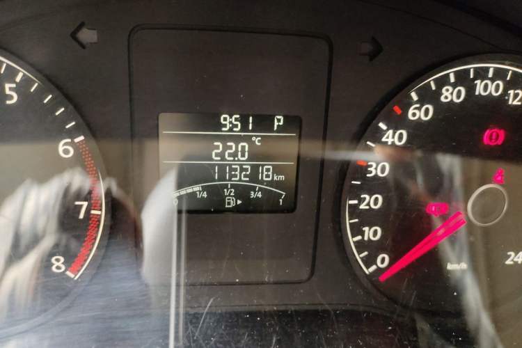 Used Volkswagen Sagitar 2012 1.6L Automatic Comfort Edition Odometer Close Up