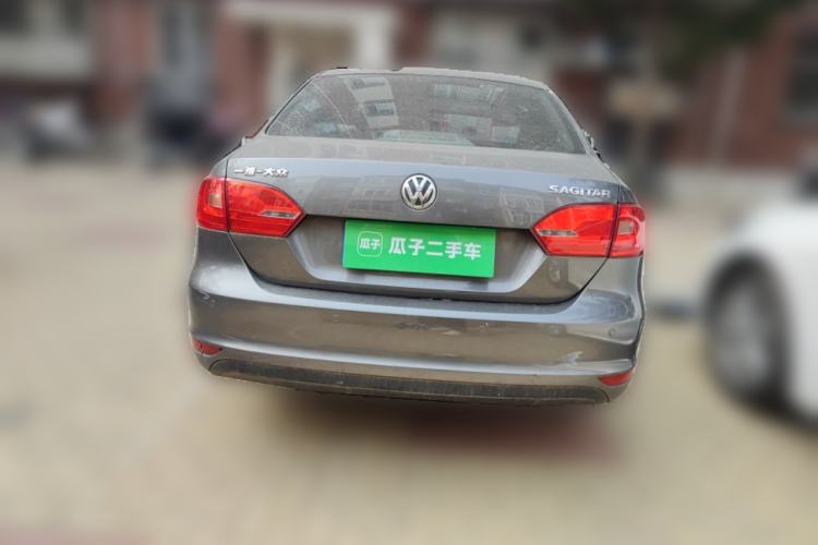 Used Volkswagen Sagitar 2012 1.6L Automatic Fashion Edition Rear