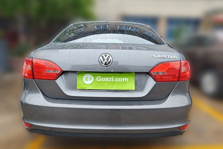 Used Volkswagen Sagitar 2012 1.6L Automatic Fashion Edition Rear