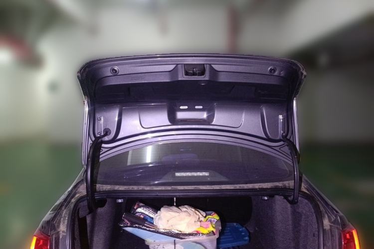 Used Volkswagen Sagitar 2012 1.4TSI Automatic Fashion Edition Trunk