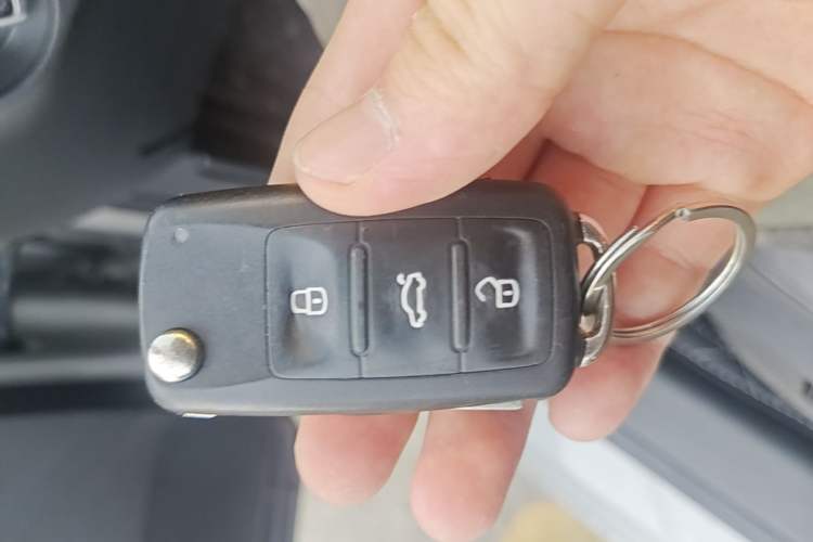 Used Volkswagen Sagitar 2012 1.8TSI Automatic Flagship Edition Vehicle Key