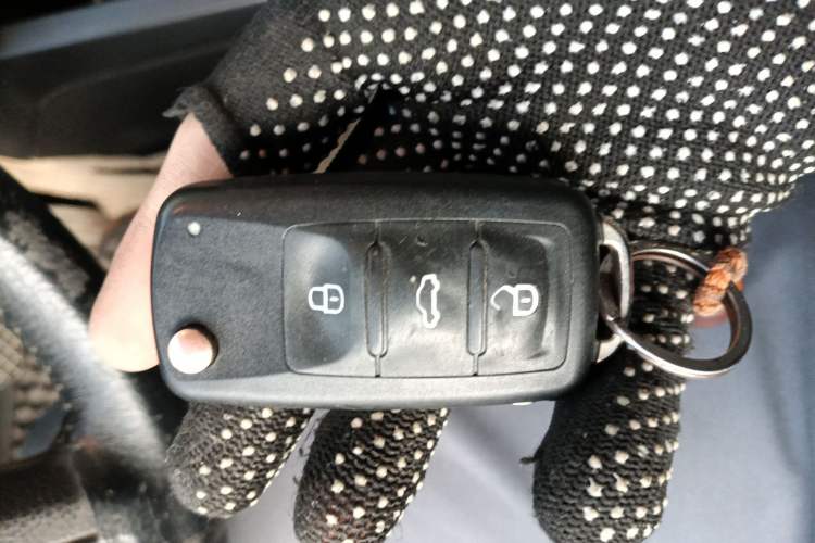 Used Volkswagen Sagitar 2012 1.4TSI Automatic Fashion Edition Vehicle Key