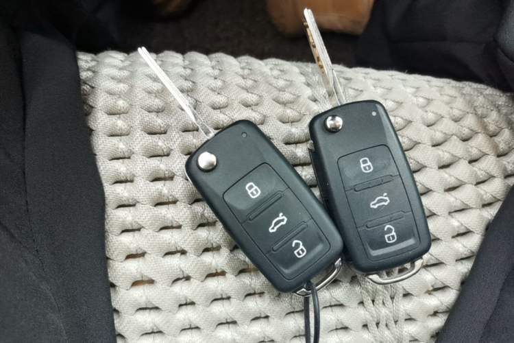 Used Volkswagen Sagitar 2012 1.4TSI Automatic Luxury Edition Vehicle Key