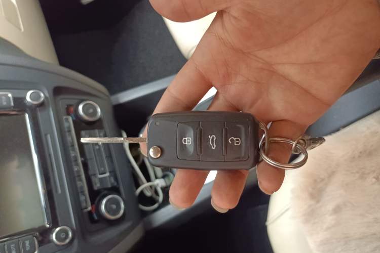 Used Volkswagen Sagitar 2012 1.8TSI Automatic Flagship Edition Vehicle Key