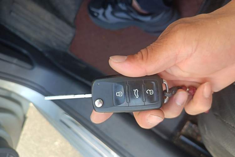 Used Volkswagen Sagitar 2012 1.8TSI Automatic Flagship Edition Vehicle Key
