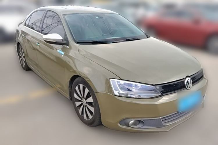 Used Volkswagen Sagitar 2012 1.8TSI Automatic Flagship Edition Front Right 45 Deg