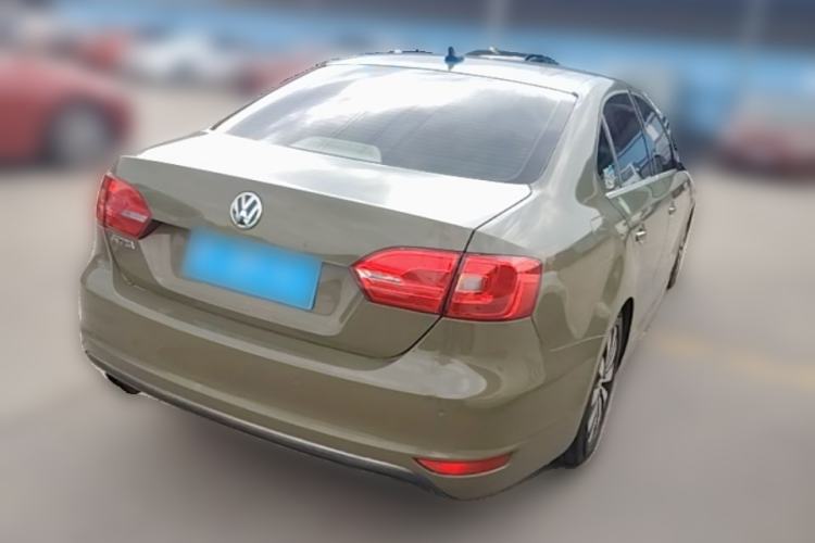 Used Volkswagen Sagitar 2012 1.8TSI Automatic Flagship Edition Rear Right 45 Deg