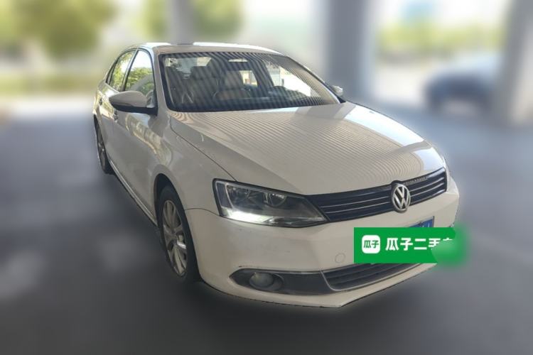Used Volkswagen Sagitar 2012 1.6L Automatic Comfort Edition Front Right 45 Deg