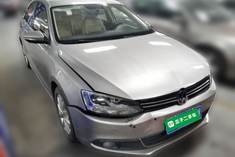 Used Volkswagen Sagitar 2012 1.4TSI Automatic Luxury Edition Front Right 45 Deg